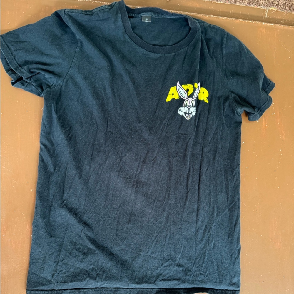 A Day To Remember Band Rabbit Short Sleeve Shirt - Medium - Picture 5 of 6